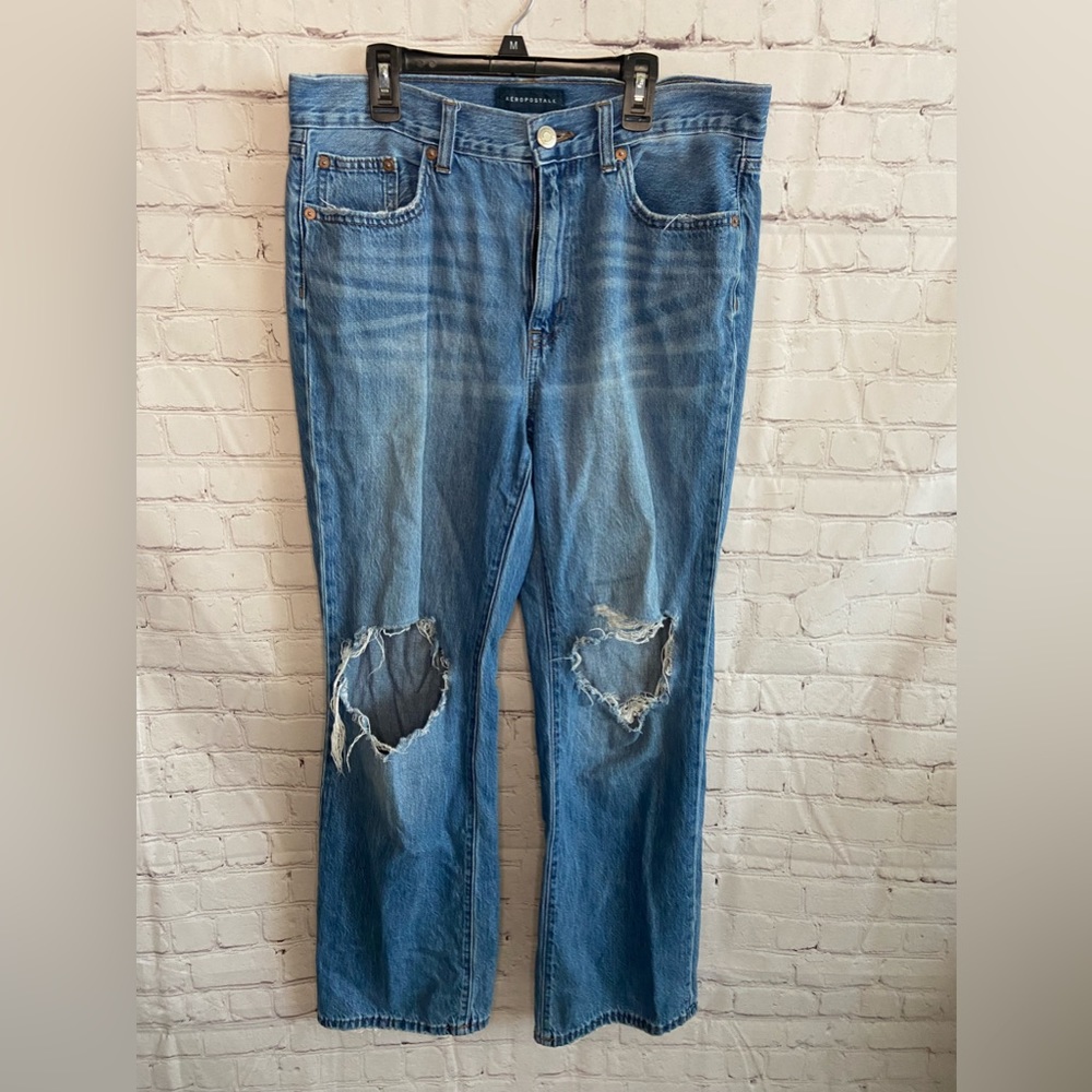 Women’s Aeropostale Medium Wash Distressed Skater Jeans Size 8 (30in)